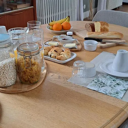 Maison Familiale Ecole Des Filles Feriehus