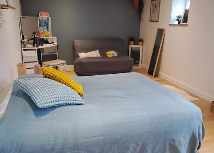 Maison Familiale Ecole Des Filles *